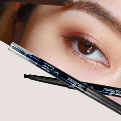 La femme Retractable Eyebrow