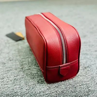 BOSS First Class Wash Bag -Maroon