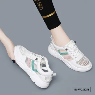 GILDED GLIDE WOMEN’S CASUAL SHOE