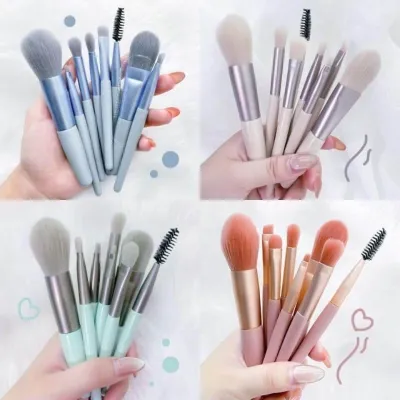 8 Pcs Mini Makeup Brush Set 