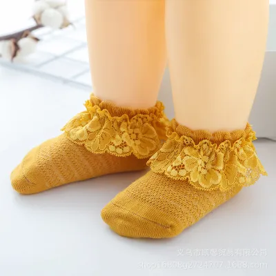 Lace Cotton Mid-length Socks TD80