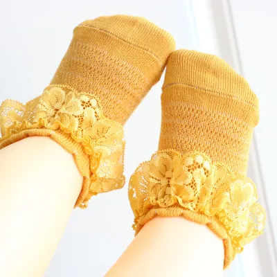 Lace Cotton Mid-length Socks TD80