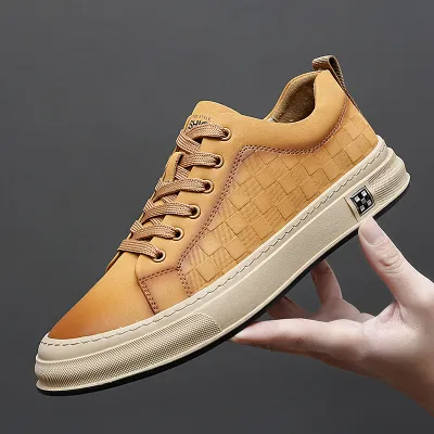 Genuine Leather Classic Appeal Gridlocked Casual Shoes