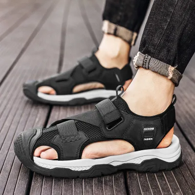 Hiking Outdoor Closed Toe Sandals