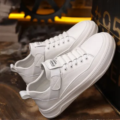 Cowhide Leather Versatile Casual Sneakers