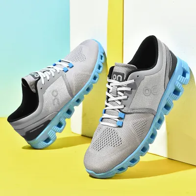 Breathable Low-top Men's Lightweight Sports Shoes