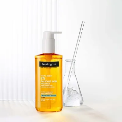 NEUTROGENA Clear & Defend 2% Salicylic Acid Face Wash 200ml