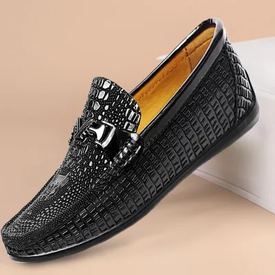 COWHIDE CROCODILE PATTERN SOFT SOLE LOAFER