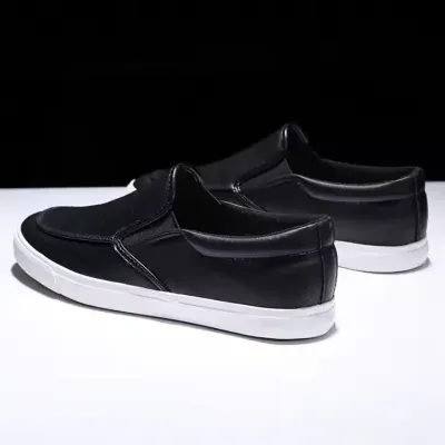 CASUAL STUDENT BOARD SHOES