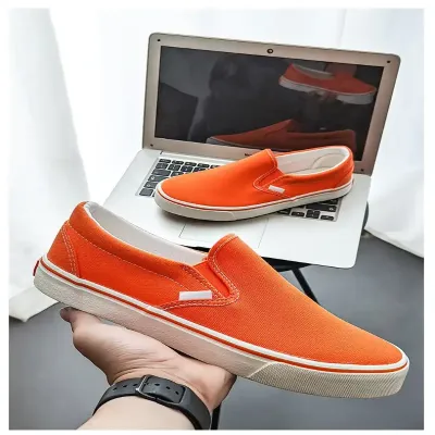 TRENDS FOR CASUAL CANVAS SHOES