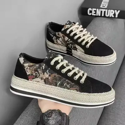 LEISURE LIGHTWEIGHT BOARD SHOES