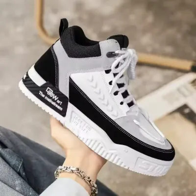 ELEVATED VERSATILE SPORTS SHOES