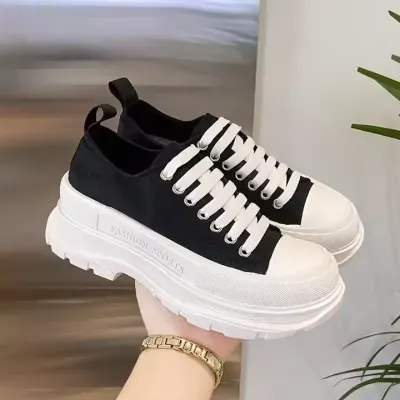 LACE UP CASUAL CANVAS SHOES