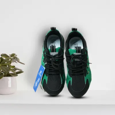 CLASSY SNEAKERS FOR OUT DOOR