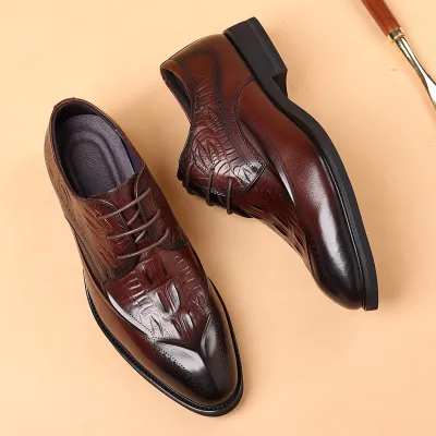 FASHIONABLE AND CASUAL FORMAL SHOES