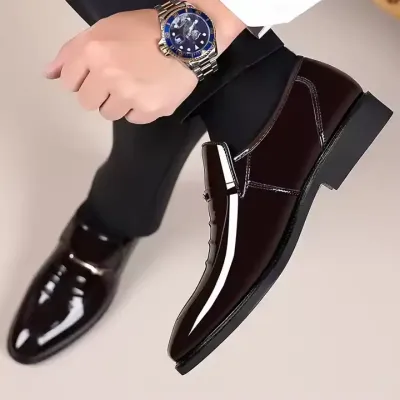 MEN'S LIGHTWEIGHT PATENT LEATHER SHOES