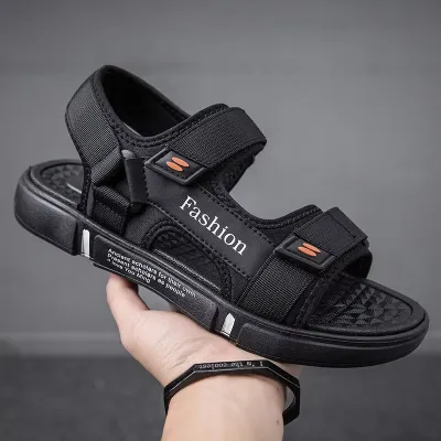 OUTDOOR WATER SLIPPERS