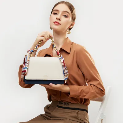 LEATHER CROSSBODY SMALL SQUARE BAG
