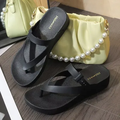 CASUAL TRENDY DAILY INDOOR AND OUTDOOR SANDALS