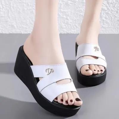 COMFORTABLE NON-SLIP OUTDOOR HEEL