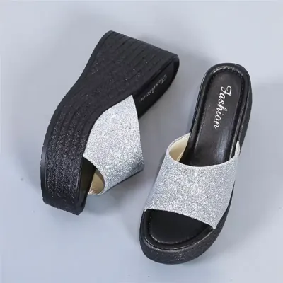 TRENDY SOFT FASHIONABLE HEEL