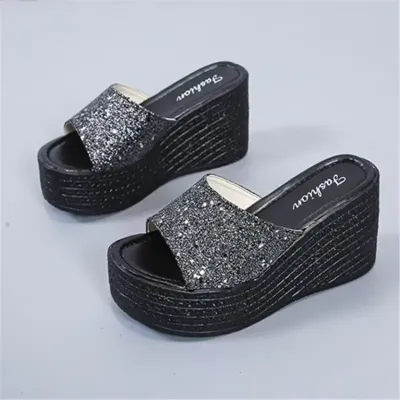 TRENDY SOFT FASHIONABLE HEEL