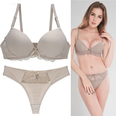  WOMEN'S UNDERWEAR BRA SET 