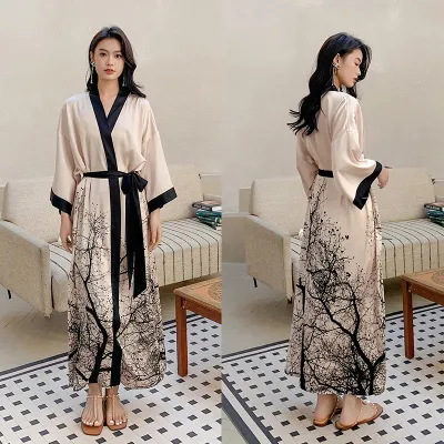  THREE-QUARTER SLEEVE NIGHTGOWN 