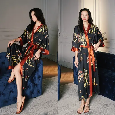  THREE-QUARTER SLEEVE NIGHTGOWN 