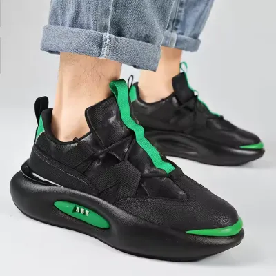 CHUNKY SOLE SNEAKERS 