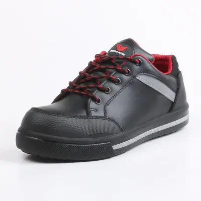 NEW ARRIVAL FASHION LIGHTWEIGHT SAFETY BOOTS