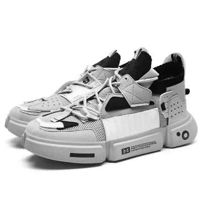 BREATHABLE TREND SHOES