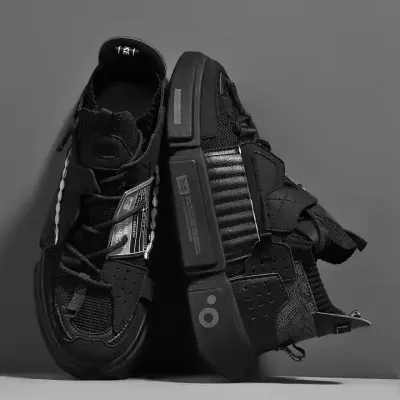 BREATHABLE TREND SHOES