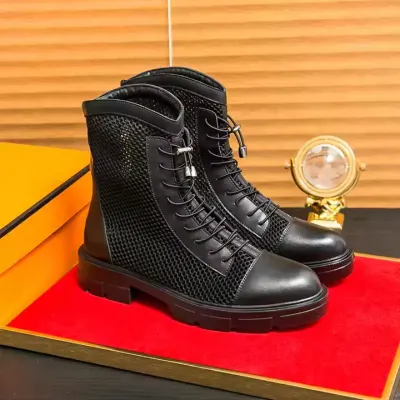 BREATHABLE LEATHER SHOES