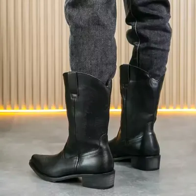 RETRO COWBOY BOOT