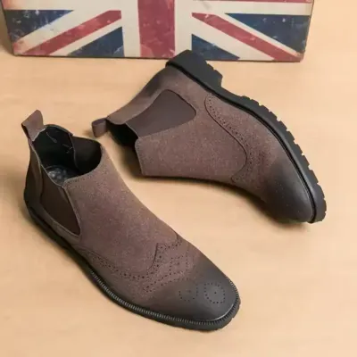LIGHT WEIGHT LEATHER BOOTS