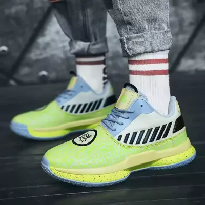 TITAN GRIP SHOES