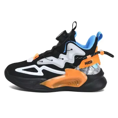 KIDS BLACK BASKETBALL SHOES