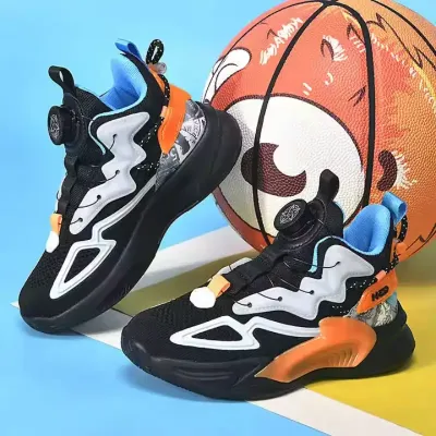 KIDS BLACK BASKETBALL SHOES
