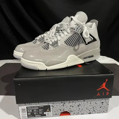 JORDAN 4 RETRO LOW FROZEN MOMENTS