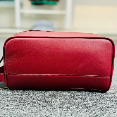BOSS First Class Wash Bag -Maroon