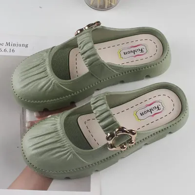 Charming Shark Round Buckle Slippers