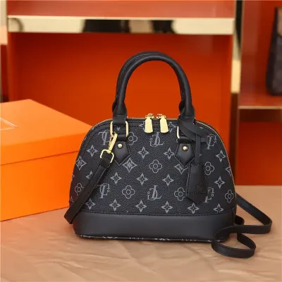 Luxe LV Retro printed handbag