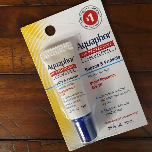 Aquaphor® Lip Protectant + SPF 30 - (10mL)