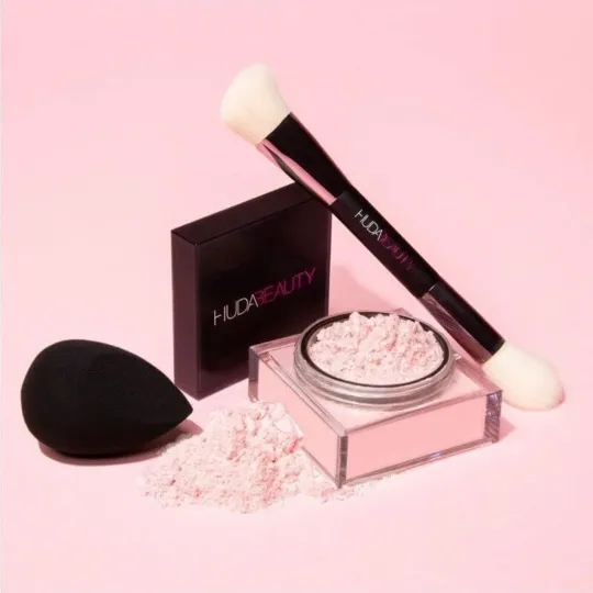 Huda Beauty Easy Bake Loose Baking & Setting Powder (20g)