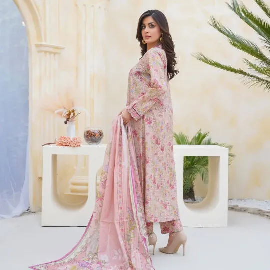 Pakistani Husnara Candy Floss Signature Embroidered Lawn Stitched 3Pcs _ Pink 