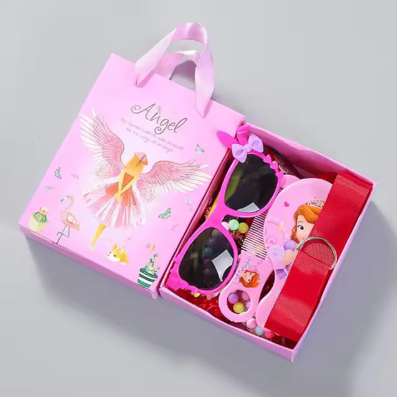  Princess 18 Piece Red Gift Box